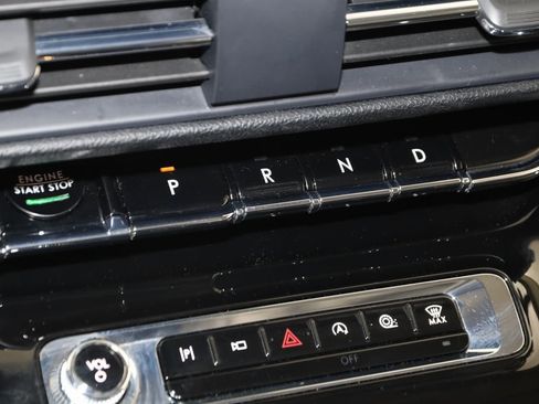 Used 2023 Lincoln Corsair Standard w/ Equipment Group 101A image 7