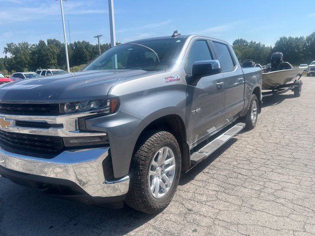 Used 2020 Chevrolet Silverado 1500 LT w/ Texas Edition AWD/4WD image 2