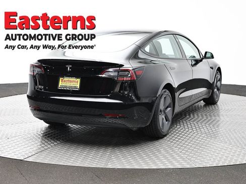 Used 2023 Tesla Model 3 Standard Range image 5