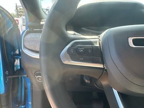 Used 2024 Jeep Compass Latitude AWD/4WD image 19
