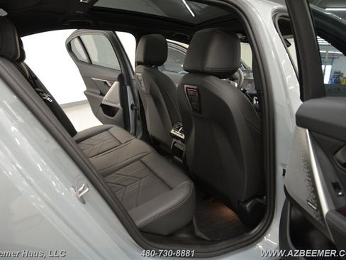 Used 2025 BMW 550e xDrive w/ Premium Package AWD/4WD image 26