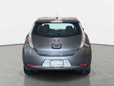 Used 2017 Nissan Leaf S w/ Charge Package image 6