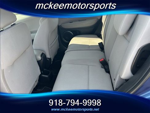 Used 2017 Honda HR-V EX image 9
