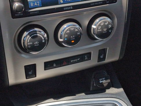 Used 2012 Dodge Challenger SRT8 RWD image 19