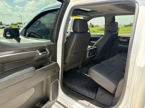 Used 2023 Chevrolet Silverado 1500 LTZ w/ LTZ Premium Package AWD/4WD image 23
