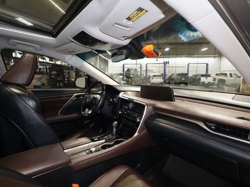 Used 2016 Lexus RX 450h AWD w/ Luxury Package image 27