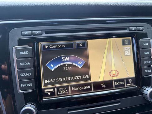 Used 2015 Volkswagen Passat TDI SEL Premium FWD image 20
