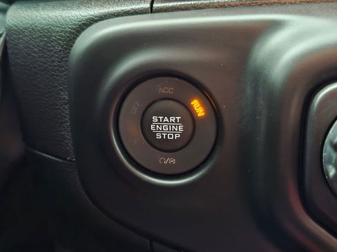 Used 2023 Jeep Wrangler Unlimited Rubicon w/ Cold Weather Group image 17