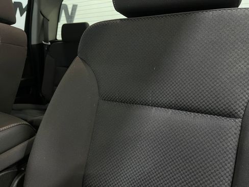 Used 2018 Chevrolet Silverado 1500 LT w/ All Star Edition AWD/4WD image 15