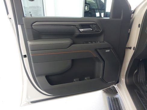 Used 2026 GMC Sierra 2500 AT4 w/ AT4 Premium Plus Package AWD/4WD image 25