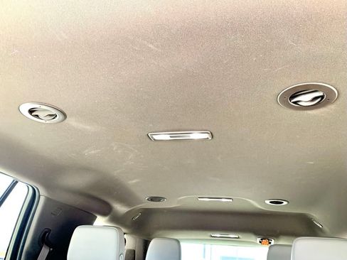Used 2021 Chevrolet Tahoe LT RWD image 16