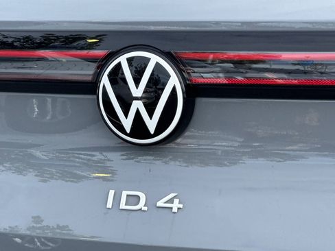 Used 2021 Volkswagen ID.4 Pro S w/ ID.4 Protection Package image 22