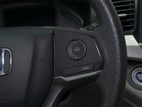 Used 2019 Honda Odyssey LX image 20