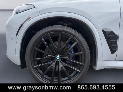 Used 2024 BMW X5 xDrive40i w/ Executive Package AWD/4WD image 9