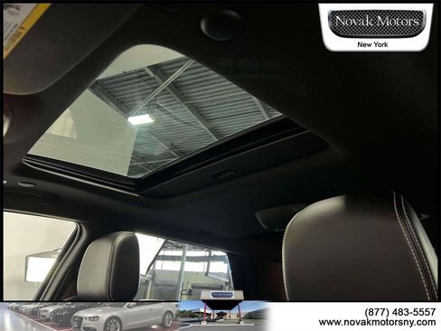 Used 2022 Dodge Durango SRT image 22