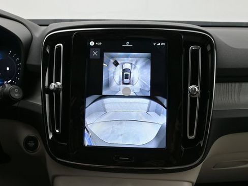 New 2026 Volvo XC40 B5 Plus w/ Protection Package Premier AWD/4WD image 22