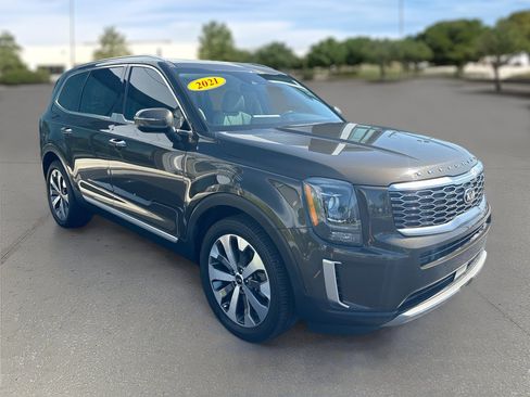 Used 2021 Kia Telluride S AWD/4WD image 2