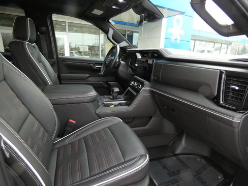 Certified 2023 GMC Sierra 1500 AT4X image 18