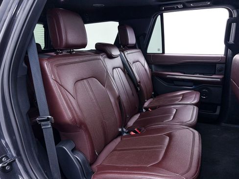 Used 2024 Ford Expedition Limited AWD/4WD image 38