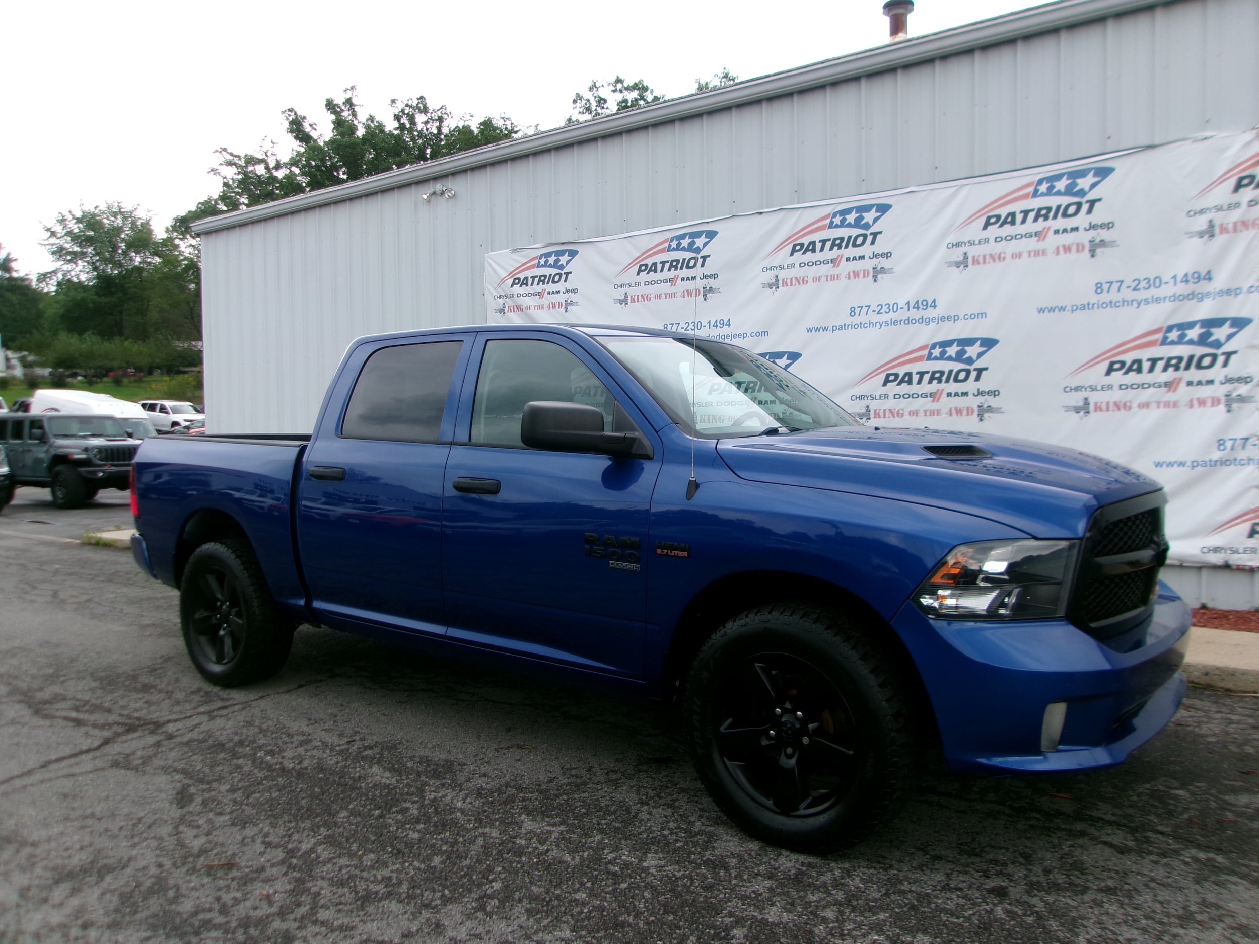 Used 2019 RAM 1500 Express w/ Wheel & Sound Group AWD/4WD image 2