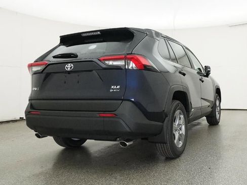 New 2025 Toyota RAV4 XLE w/ Convenience Package AWD/4WD image 24