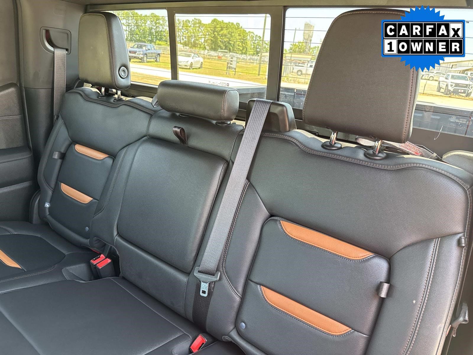 Used 2021 GMC Sierra 1500 AT4 w/ AT4 Premium Package AWD/4WD image 17