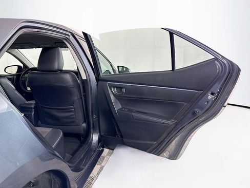 Used 2014 Toyota Corolla S image 27