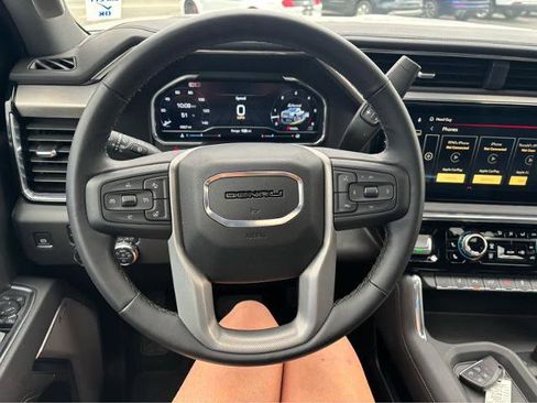 Used 2025 GMC Sierra 2500 Denali w/ Denali Reserve Package image 20