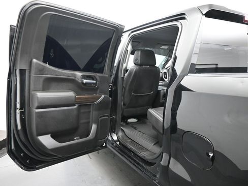 Used 2021 Chevrolet Silverado 1500 LT Trail Boss w/ Convenience Package II image 18