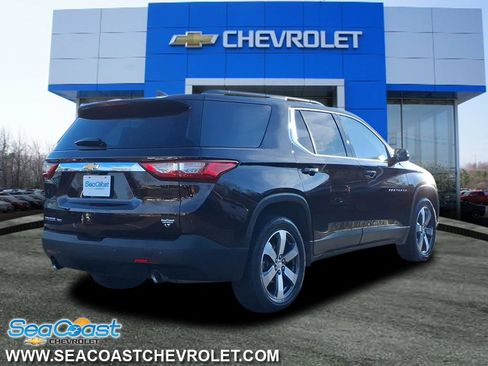 Certified 2020 Chevrolet Traverse LT w/ LT Premium Package image 4