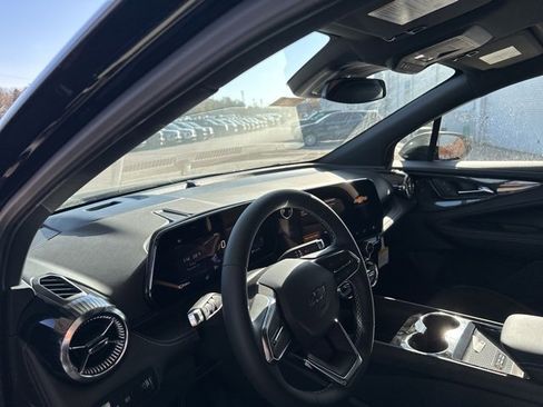 New 2026 Chevrolet Blazer EV LT image 13