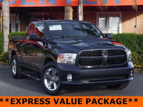 Used 2018 RAM 1500 Express image 2