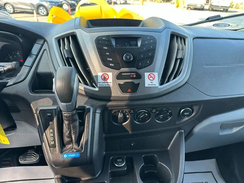 Used 2017 Ford Transit 250 148 Medium Roof image 21