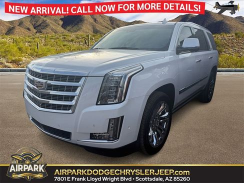 Used 2020 Cadillac Escalade Premium Luxury w/ LPO, Radiant Package image 1