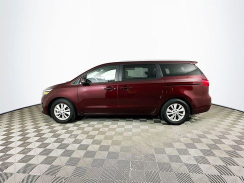Used 2016 Kia Sedona LX w/ Option Group 020 FWD image 6
