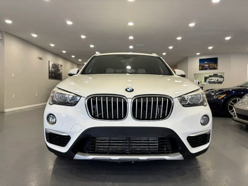 Used 2018 BMW X1 sDrive28i FWD image 2