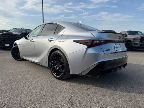 Used 2023 Lexus IS 500 RWD image 10