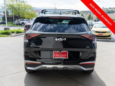 Used 2025 Kia Sportage SX Prestige image 6