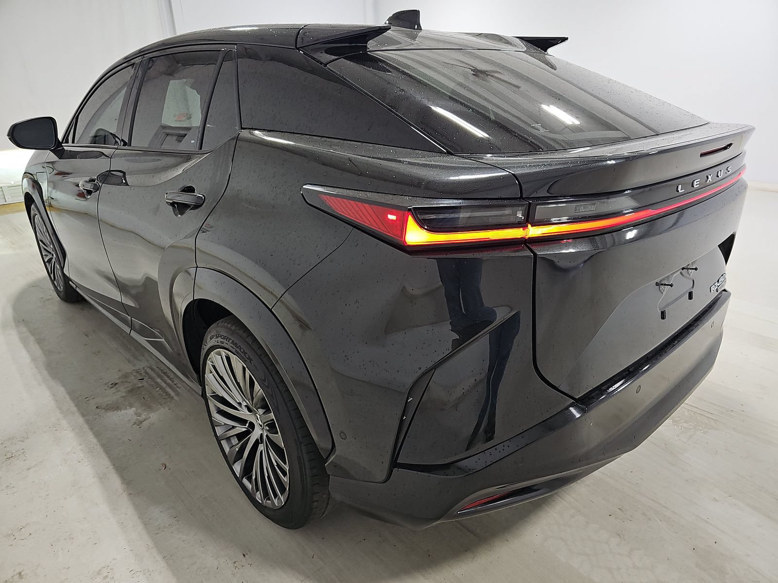 Used 2023 Lexus RZ 450e Premium w/ Accessory Package (2T) AWD/4WD image 4