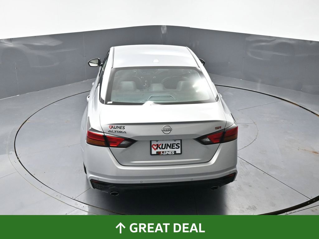 Used 2024 Nissan Altima 2.5 SR FWD image 48
