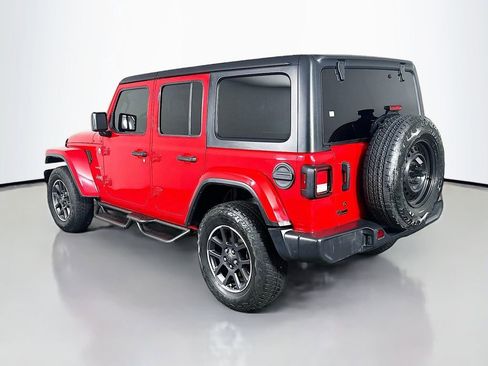 Used 2019 Jeep Wrangler Unlimited Sahara image 5