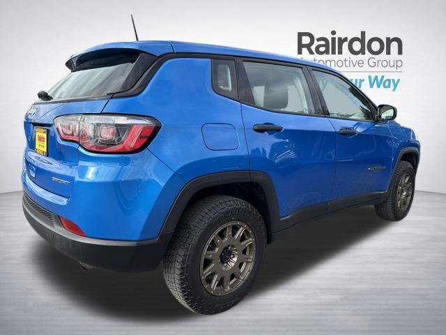 Used 2018 Jeep Compass Sport AWD/4WD image 7
