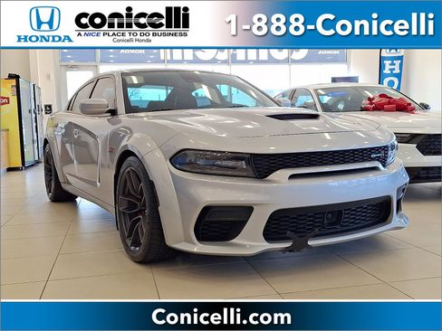 Used 2021 Dodge Charger Scat Pack image 1