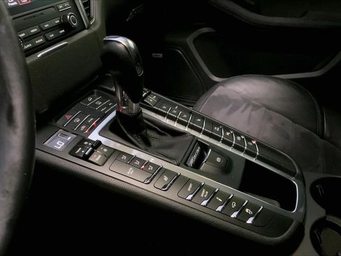 Used 2017 Porsche Macan GTS image 15