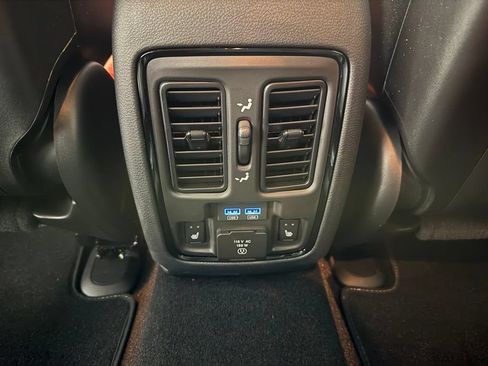 Used 2024 Dodge Durango SRT Hellcat AWD/4WD image 29