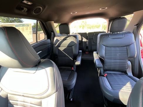 New 2026 Ford Explorer ST-Line AWD/4WD image 39