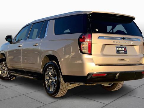 Used 2024 Chevrolet Suburban LT image 12