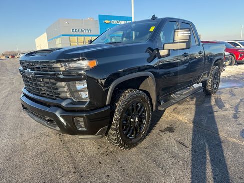 Used 2026 Chevrolet Silverado 2500 Custom w/ Custom Convenience Package image 8