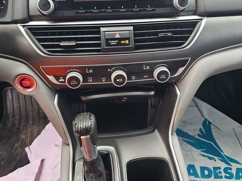 Used 2018 Honda Accord LX image 12
