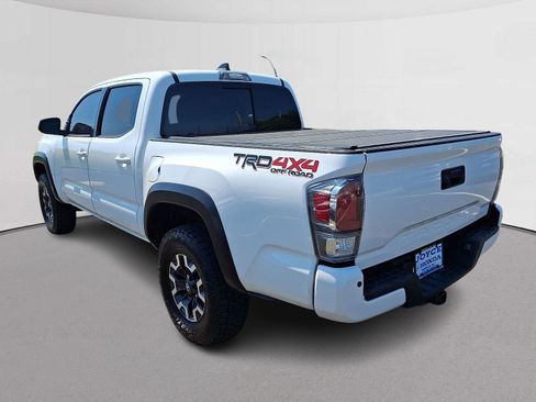 Used 2020 Toyota Tacoma TRD Off-Road w/ Technology Package AWD/4WD image 7